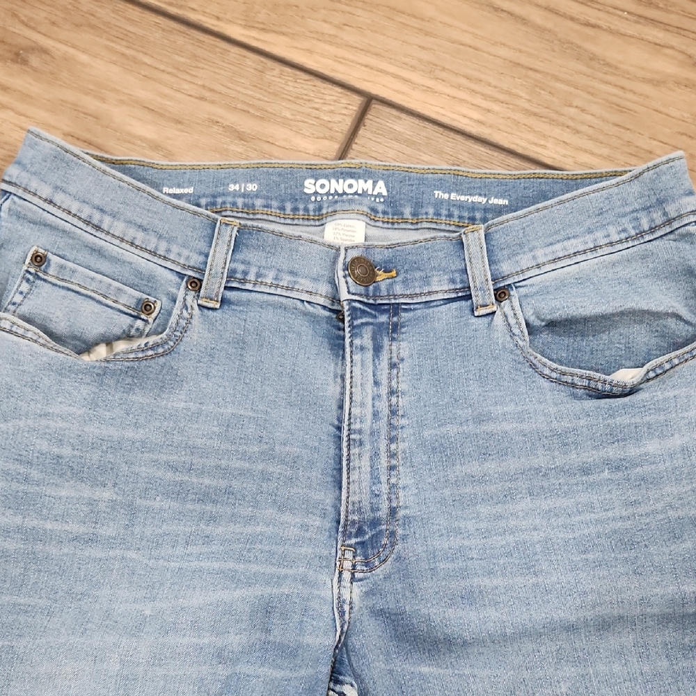 Sonoma Men's Relaxed Fit Jeans in Light Blue